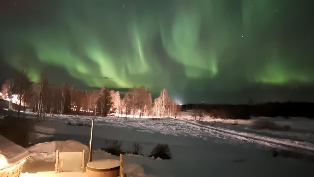 ホテル The Friendly Moose Overtornea エクステリア 写真